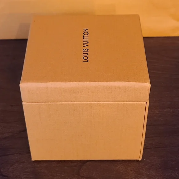 *SALE* Louis Vuitton Gift Box Jewelry Box, LV Shopping Bag & Dustbag Bundle - Picture 6 of 10